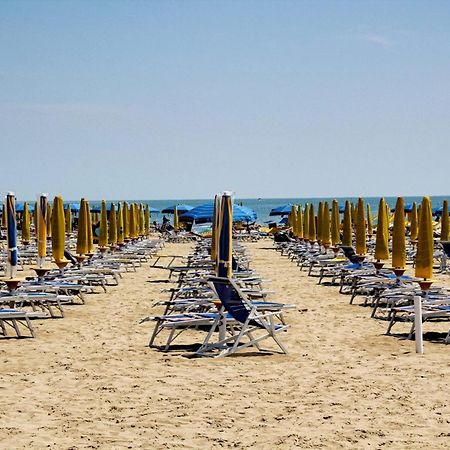 Piazza Mazzini Appartamento A 2 Passi Dal Mare. Lido di Jesolo Exterior foto